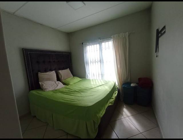 2 BEDROOM APARTMENT FOR SALE IN WITPOORTJIE